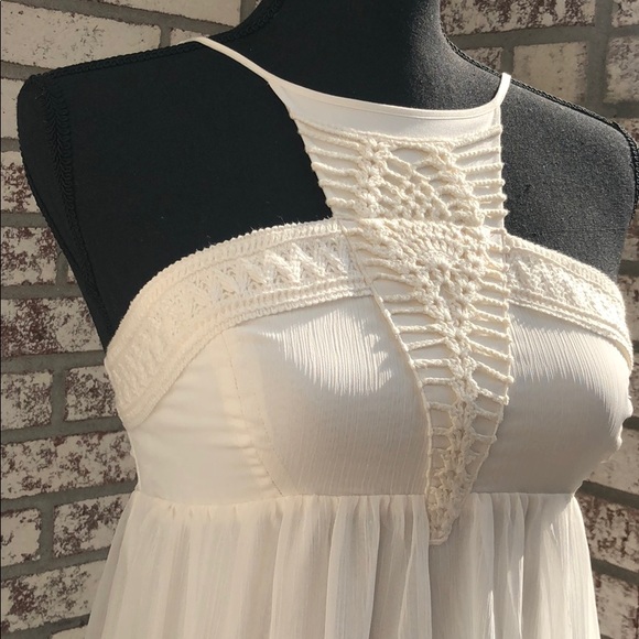 Express White Dress - Picture 7 of 11